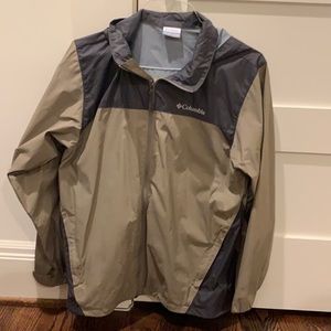 Columbia zip up rain jacket with hood.